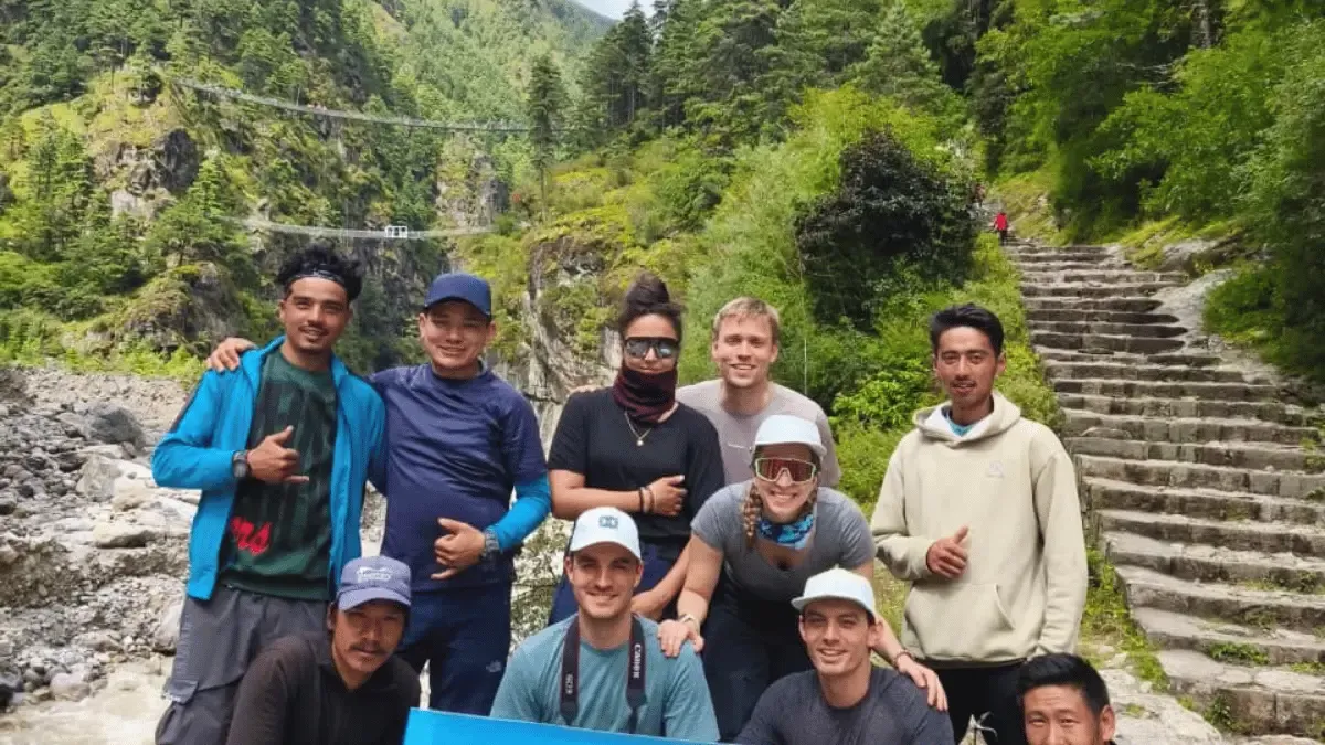 on-the-way-namche-to-phakding