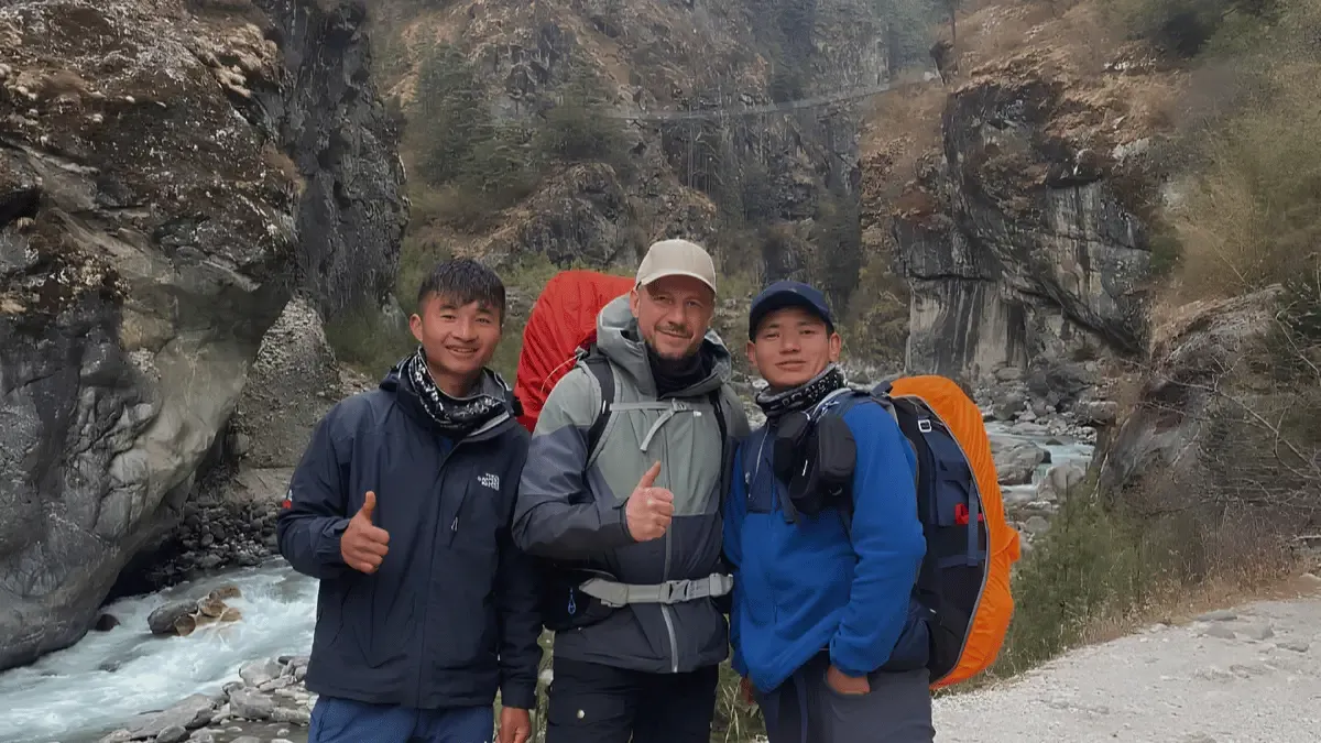 on-the-way-to-namche