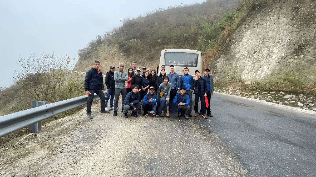 on-the-way-to-pokhara